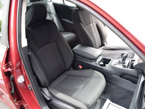 Used 2025 Subaru Legacy Premium AWD/4WD image 33