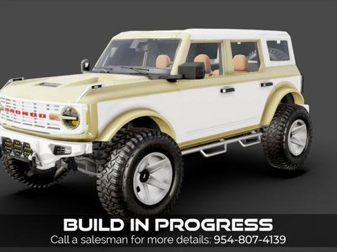 Used 2025 Ford Bronco 4-Door image 1
