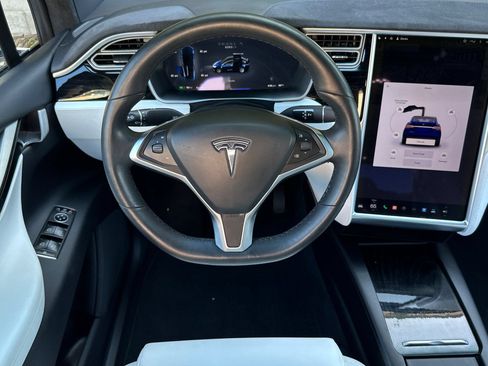 Used 2017 Tesla Model X 100D AWD/4WD image 14