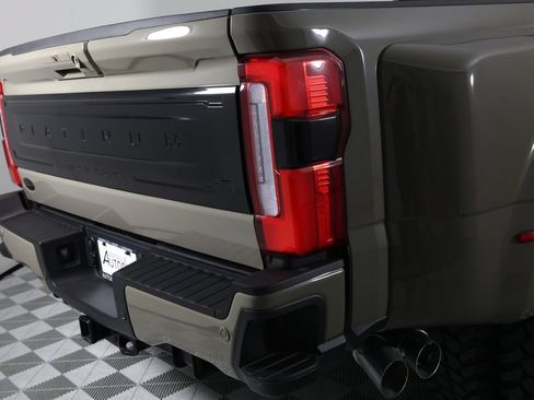 Used 2026 Ford F350 Platinum w/ Platinum Plus Package AWD/4WD image 57