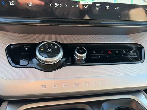 Used 2025 Ford Expedition Max Active image 19