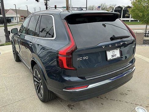 New 2026 Volvo XC90 T8 Plus w/ Protection Package Premier AWD/4WD image 10