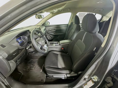 Used 2024 Nissan Sentra SV image 13