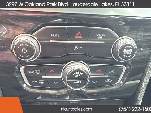 Used 2019 Chrysler 300 Touring w/ Sport Appearance Package RWD image 52