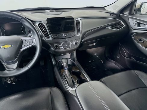 Used 2024 Chevrolet Malibu LT FWD image 19