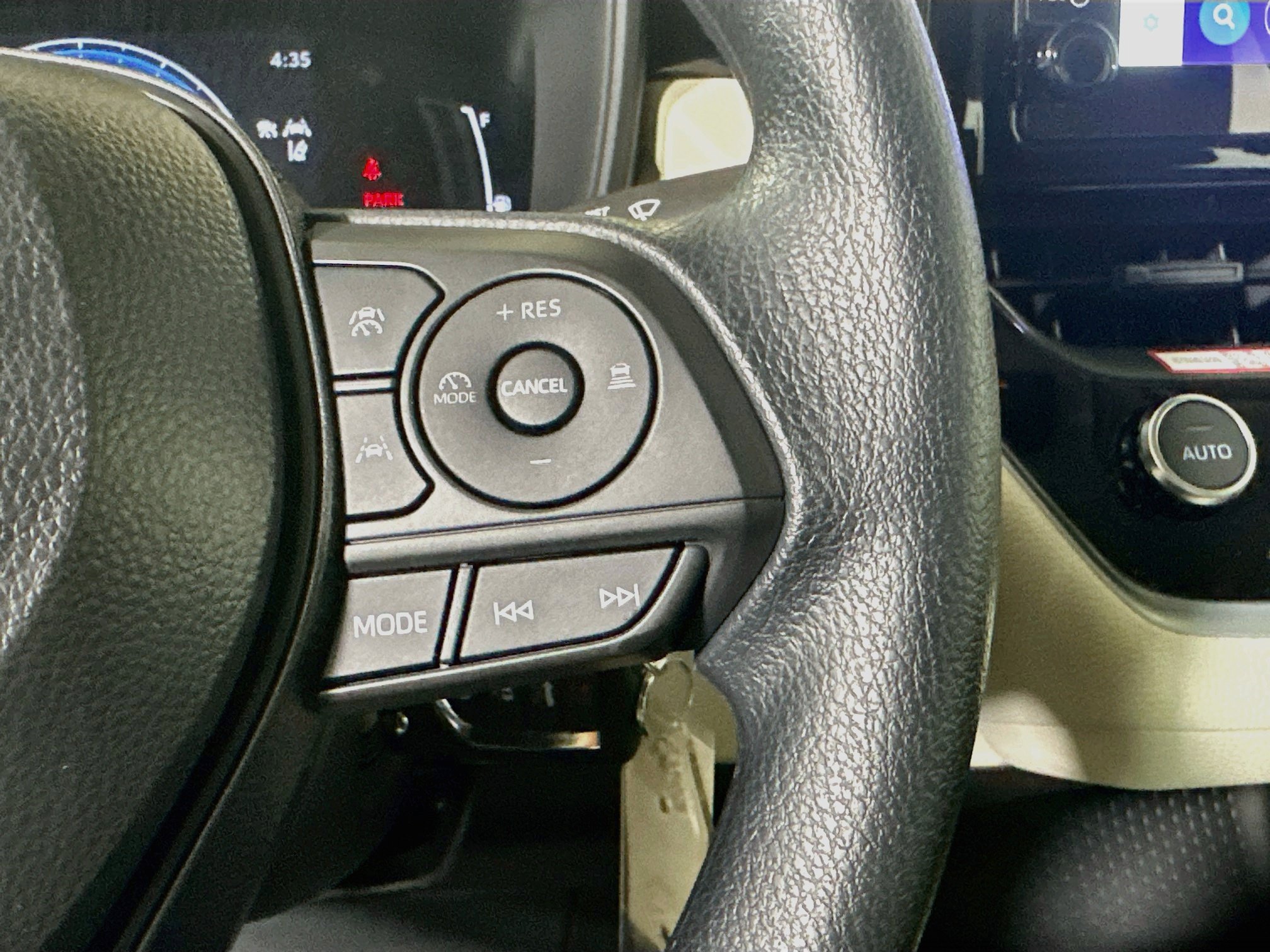 New 2026 Toyota Corolla LE FWD image 17