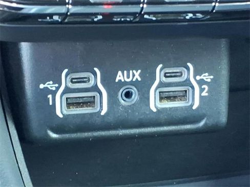 Used 2024 Dodge Durango GT image 10