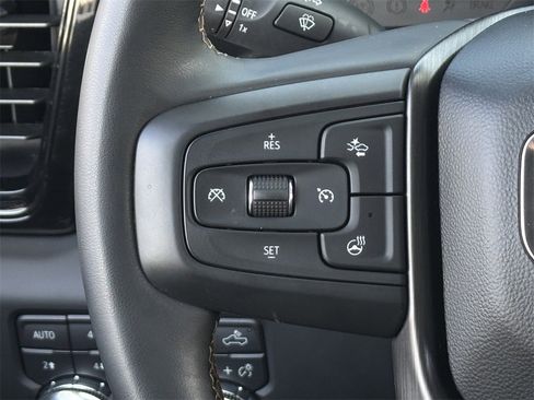 Used 2024 GMC Sierra 2500 AT4 w/ AT4 Premium Plus Package image 17