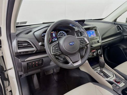 Used 2021 Subaru Forester Premium AWD/4WD image 16