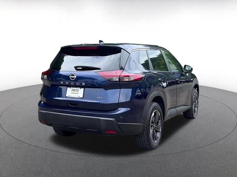 Used 2025 Nissan Rogue SV AWD/4WD image 14