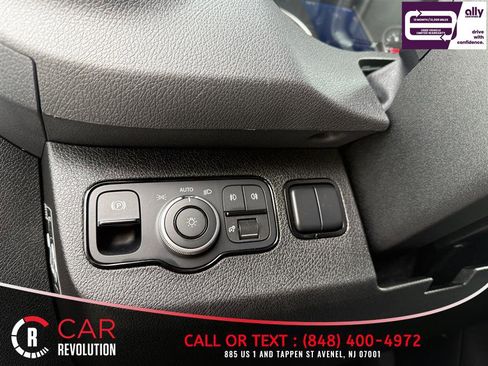 Used 2024 Mercedes-Benz Sprinter 2500 image 30
