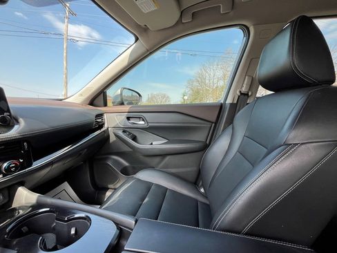 Used 2022 Nissan Rogue SL w/ SL Premium Package FWD image 18