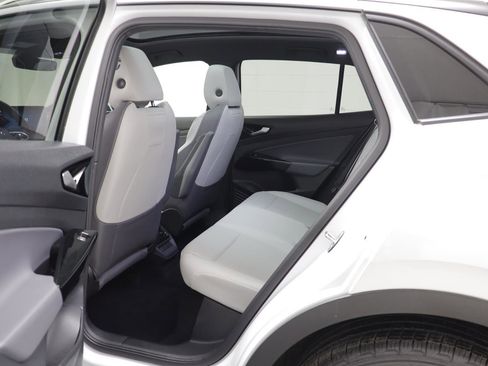 Used 2022 Volkswagen ID.4 Pro S image 13