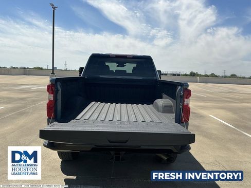 Used 2025 Chevrolet Silverado 2500 Custom w/ Custom Value Package image 6