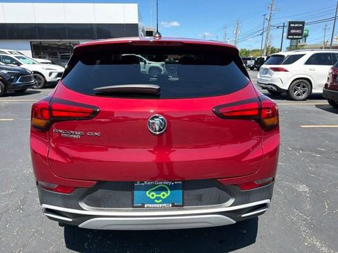 Used 2020 Buick Encore GX Preferred w/ Cold Weather Comfort Package FWD image 5