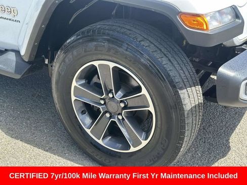 Used 2023 Jeep Wrangler Unlimited Sahara AWD/4WD image 8