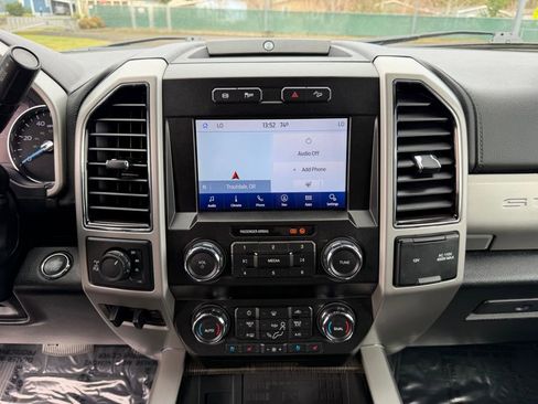 Used 2021 Ford F250 Lariat w/ Lariat Ultimate Package AWD/4WD image 22