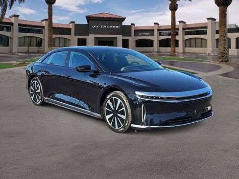 Used 2024 Lucid Air Touring AWD/4WD image 2
