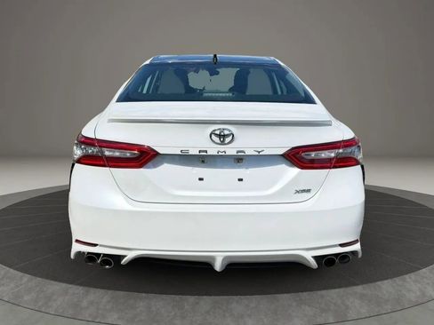 Used 2019 Toyota Camry XSE FWD image 8