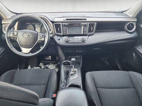 Used 2018 Toyota RAV4 XLE image 10