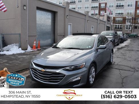 Used 2024 Chevrolet Malibu LT image 2