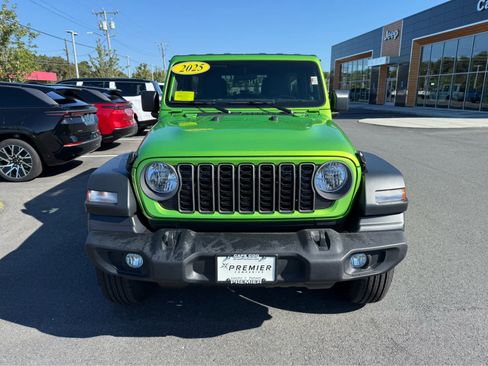 Used 2025 Jeep Wrangler Sport image 2
