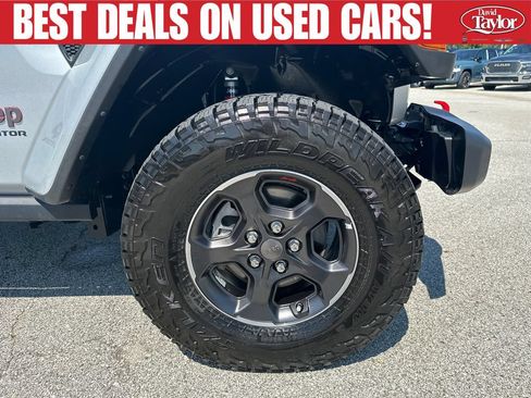 Used 2022 Jeep Gladiator Rubicon w/ Cold Weather Group AWD/4WD image 30