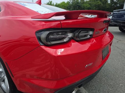 Used 2019 Chevrolet Camaro SS RWD image 36