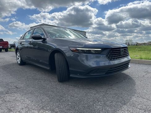 Used 2023 Honda Accord LX image 12