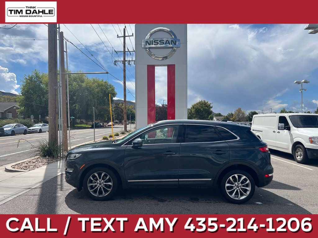 Used 2019 Lincoln MKC Select w/ Select Plus Package FWD image 1