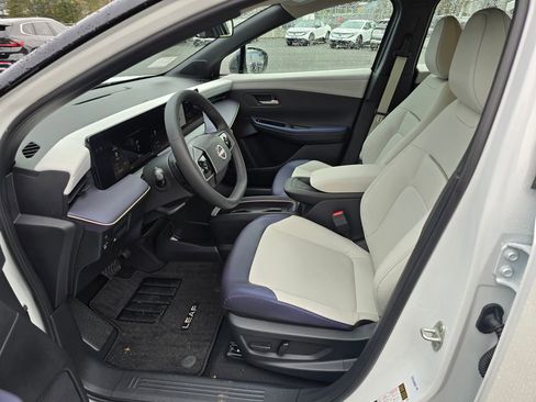 New 2026 Nissan Leaf SV+ w/ Floor Mat Package (SV+) FWD image 19