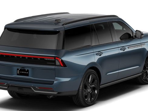 New 2027 Lincoln Navigator Reserve w/ Jet Appearance Package AWD/4WD image 3