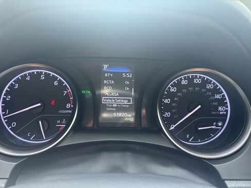 Used 2023 Toyota Camry SE FWD image 22