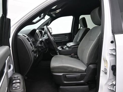 Used 2021 RAM 2500 Big Horn image 41