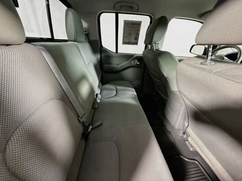 Used 2019 Nissan Frontier SV AWD/4WD image 23