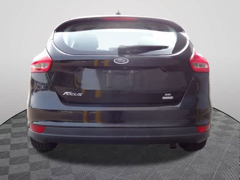 Used 2016 Ford Focus SE FWD image 3