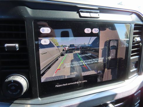 New 2026 Ford F250 Platinum image 17