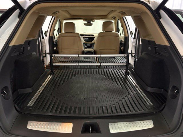 Used 2021 Cadillac XT5 Sportv w/ Platinum Package AWD/4WD image 11