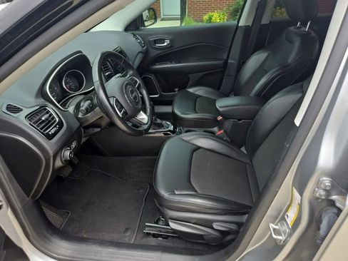 Used 2020 Jeep Compass Latitude image 7