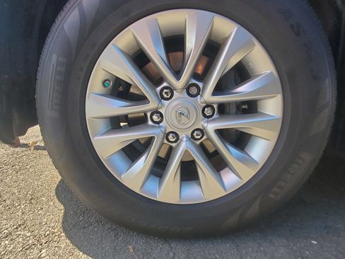 Used 2015 Lexus GX 460 image 27