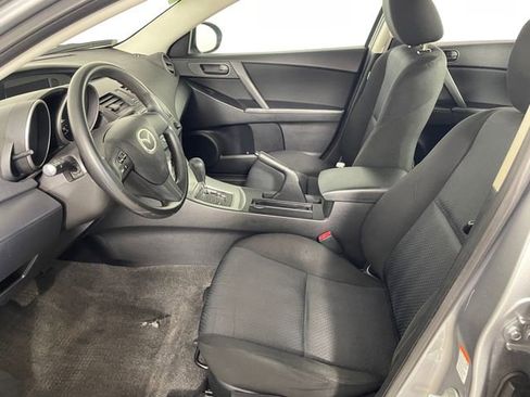 Used 2010 MAZDA MAZDA3 i Sport FWD image 2