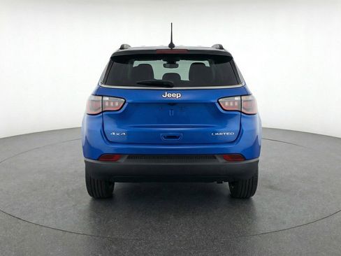 Used 2025 Jeep Compass Limited image 7