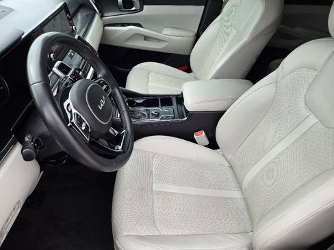 Certified 2023 Kia Sorento S image 18