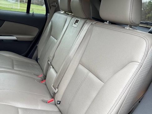 Used 2012 Ford Edge SEL image 19