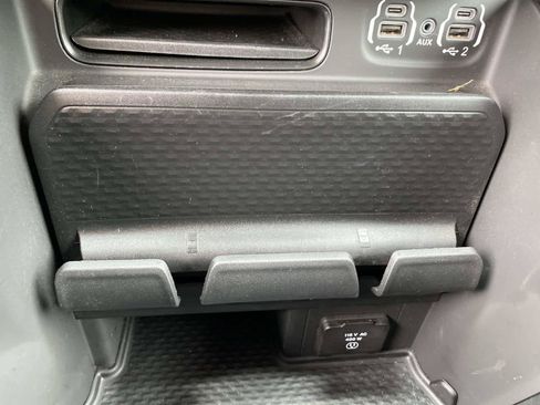 Certified 2022 RAM 1500 Big Horn AWD/4WD image 16