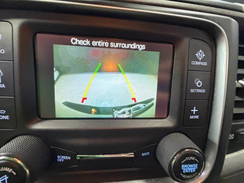 Used 2018 RAM 1500 Express RWD image 41