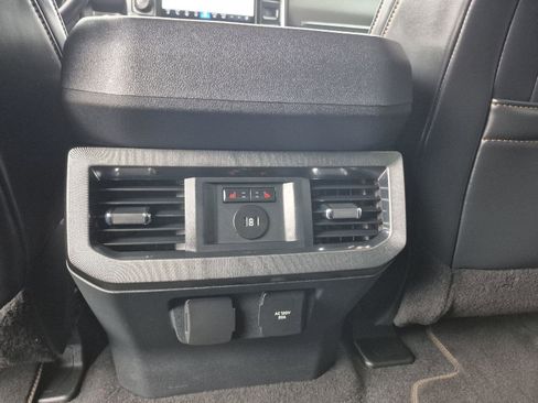 Certified 2024 Ford F250 Platinum w/ FX4 Off-Road Package image 29