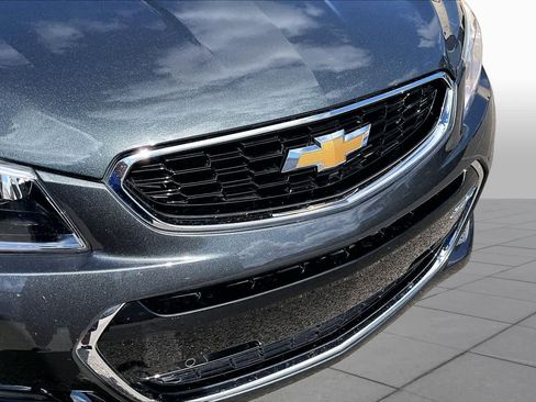 Used 2017 Chevrolet SS RWD image 30