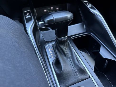 Used 2024 Kia Sorento S image 29