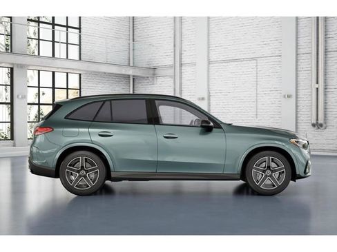 New 2026 Mercedes-Benz GLC 300 4MATIC image 2